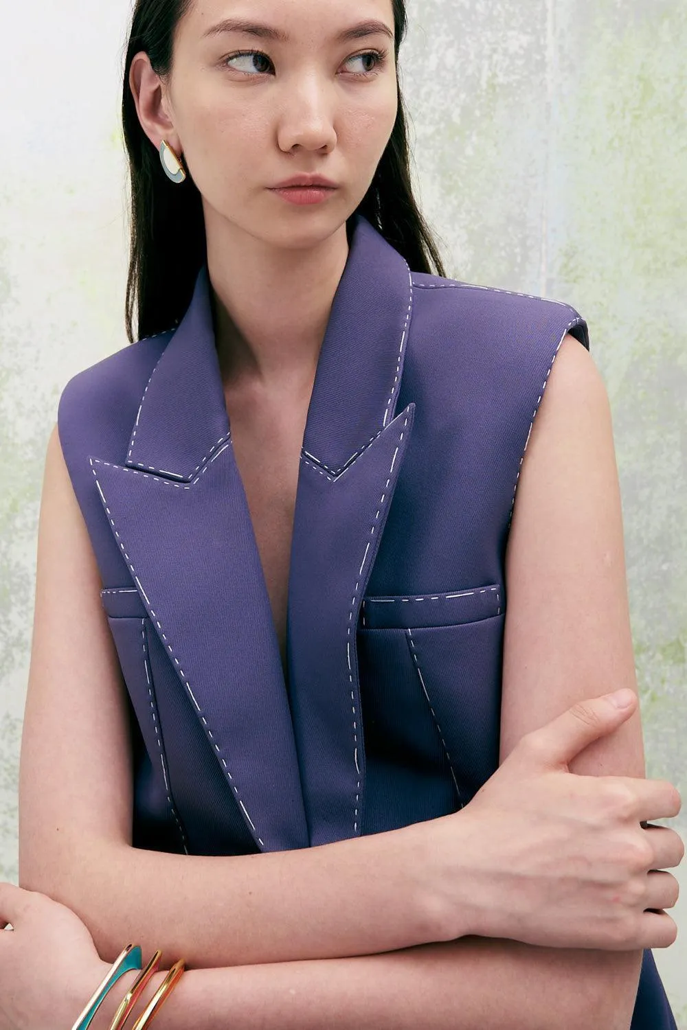 Statement Straight Sleeveless Twill Blazer